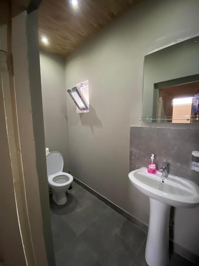 Golden Fleece Hotel *